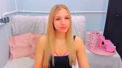 Snapshot of evettegold chatting on February 9, 9:30 pm Eve online show from February 9, 9:30 pm