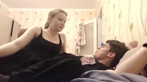 Evgeniy and Anna online show from February 6, 9:40 pm