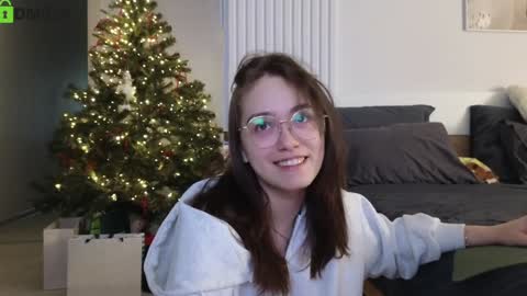 evi_woow online show from January 16, 8:46 pm