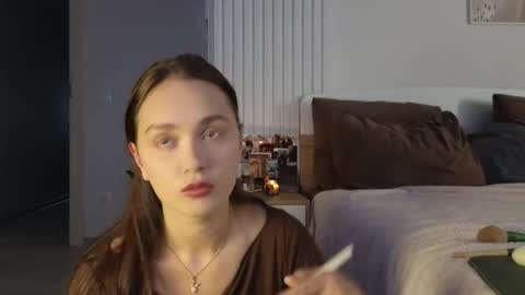 evi_woow online show from September 11, 9:48 pm