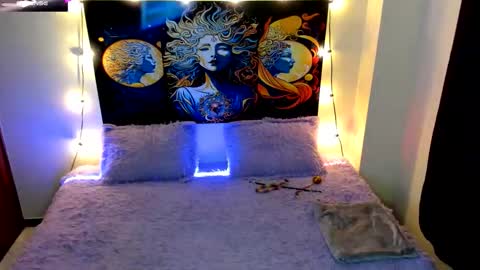 Evie99  online show from October 17, 3:36 pm