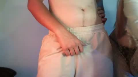 Renesme White Im here from Monday to Friday online show from July 31, 7:30 am