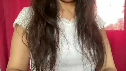 evielyn23 online show from July 1, 1:29 am