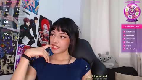 Snapshot of evilthoughts_ chatting on October 2, 9:11 pm Sofia and David online show from October 2, 9:11 pm