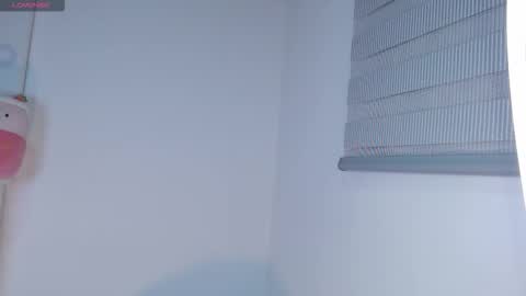 Snapshot of evilthoughts_ chatting on November 30, 2:37 am Sofia and David online show from November 30, 2:37 am