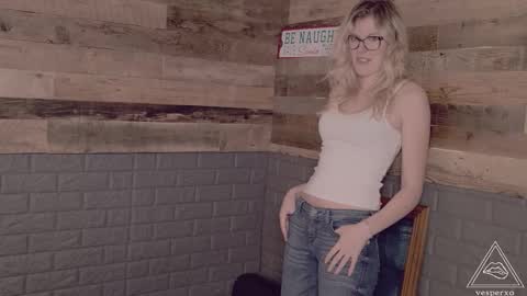 Vesper -  online show from December 4, 2:26 pm