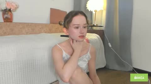 Snapshot of evkasuper chatting on October 13, 7:58 pm Eva online show from October 13, 7:58 pm