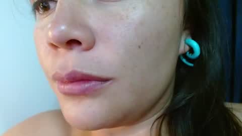 Snapshot of evolethmontenegros chatting on June 22, 3:25 am Evoleth online show from June 22, 3:25 am