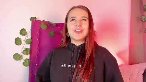 Snapshot of evy_orange1 chatting on January 19, 3:08 am EVY online show from January 19, 3:08 am