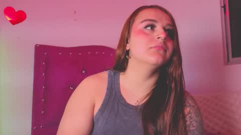 Snapshot of evy_orange1 chatting on October 6, 1:47 am EVY online show from October 6, 1:47 am