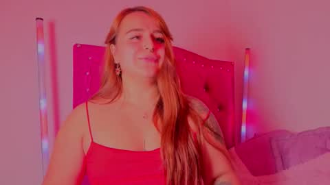 Snapshot of evy_orange1 chatting on November 15, 4:10 am EVY online show from November 15, 4:10 am