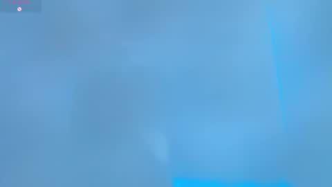 Im Evy online show from December 15, 8:25 pm