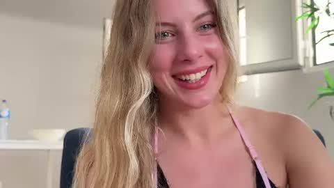 Evy online show from July 5, 4:47 pm