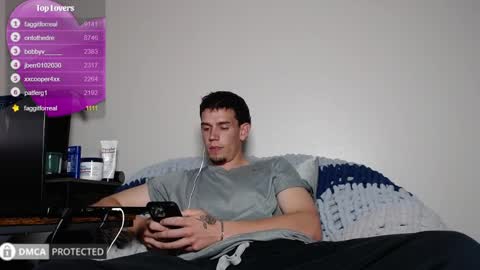 Exi111 online show from April 22, 8:32 pm