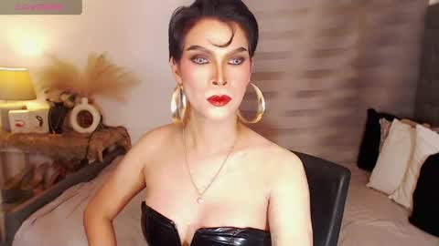 Snapshot of exotic_cassy chatting on May 3, 12:16 am cassie online show from May 3, 12:16 am