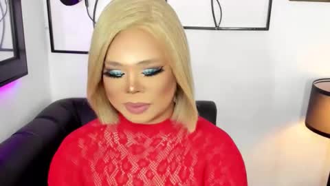 Lindsay online show from May 27, 4:15 pm
