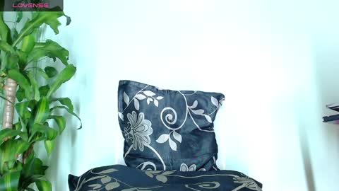 SARA online show from March 3, 3:09 pm