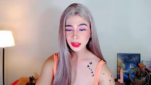 Snapshot of expensive_elise chatting on February 28, 11:00 am expensive_elise online show from February 28, 11:00 am