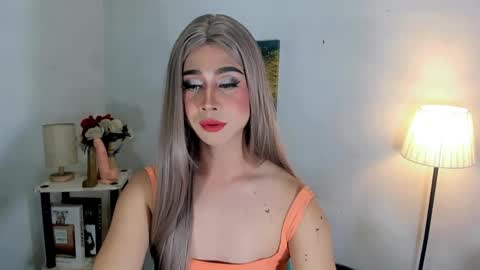 Snapshot of expensive_elise chatting on March 2, 12:34 pm expensive_elise online show from March 2, 12:34 pm