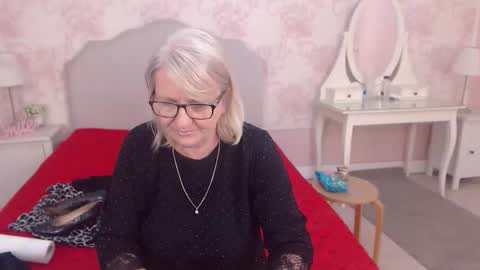 Snapshot of experiencedalana chatting on May 16, 10:08 pm Alana online show from May 16, 10:08 pm