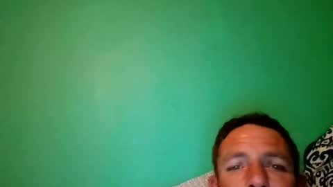 Snapshot of experttreecompany chatting on March 29, 2:22 am experttreecompany online show from March 29, 2:22 am