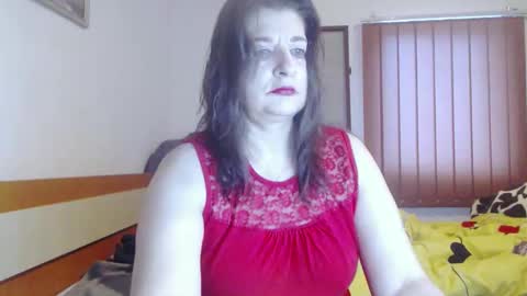 ExtasyMature online show from November 19, 6:13 am