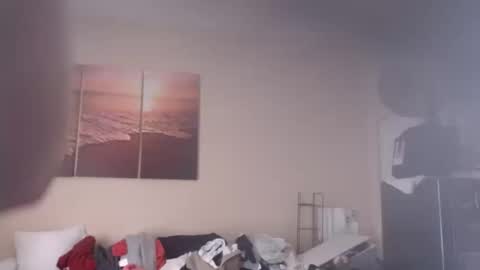 eyeswall0w online show from October 10, 3:00 pm