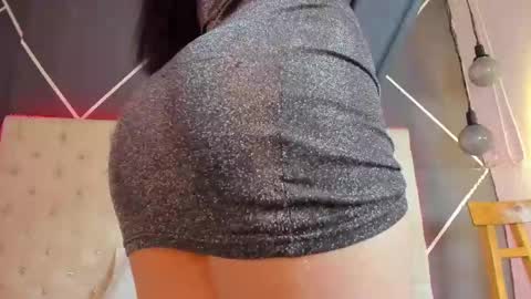 eymicooper online show from December 9, 4:26 pm