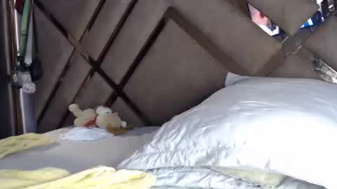 eyshaexotii online show from September 11, 2:33 am