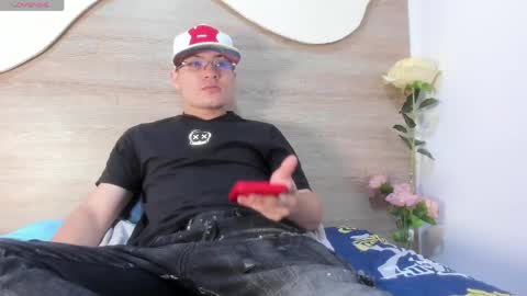 Snapshot of eytan_20 chatting on May 26, 12:56 pm EYTAN online show from May 26, 12:56 pm