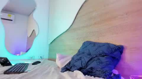 Snapshot of eytan_20 chatting on June 10, 5:45 pm EYTAN online show from June 10, 5:45 pm