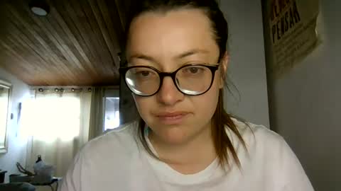 Snapshot of ezlngirl chatting on July 15, 2:22 pm Aimee online show from July 15, 2:22 pm