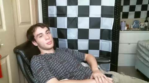 Ezra Naamah online show from February 11, 4:56 pm