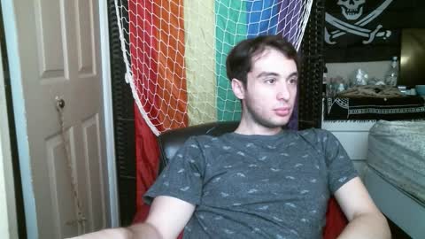 Ezra Naamah online show from December 4, 2:59 pm