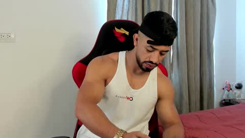 Ezzio Scolaro online show from March 28, 3:00 pm