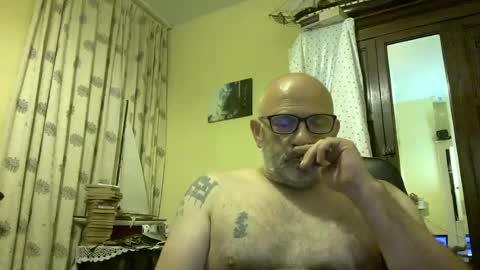 f1zzeek online show from June 18, 2:34 am