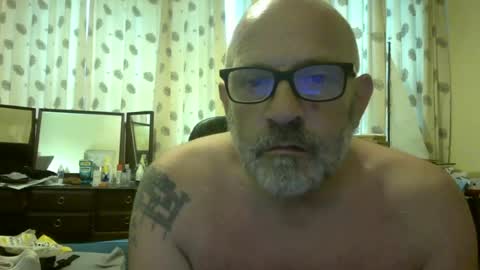 f1zzeek online show from June 25, 7:51 pm