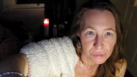 Snapshot of faberini chatting on December 17, 11:49 pm FabOmobono online show from December 17, 11:49 pm