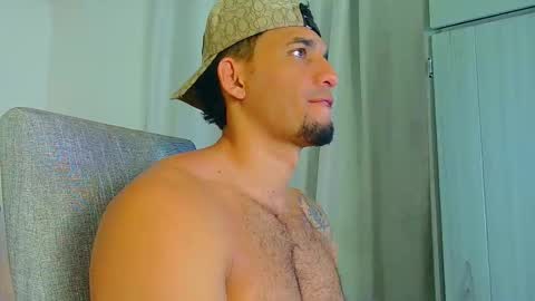 fabi online show from March 10, 12:15 am