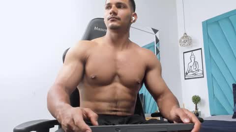 FABIO online show from November 13, 8:30 pm