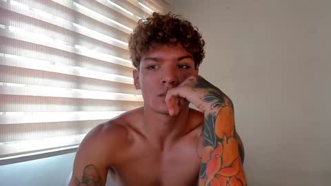 Snapshot of fabrizio_amery chatting on December 1, 4:29 pm - A N D E R online show from December 1, 4:29 pm