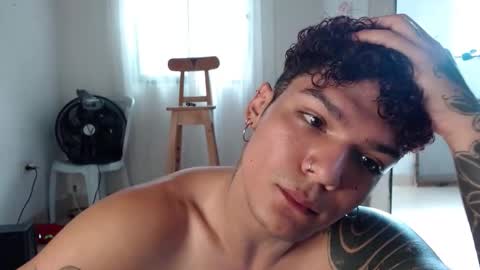 Snapshot of fabrizio_amery chatting on October 20, 7:47 pm - A N D E R online show from October 20, 7:47 pm
