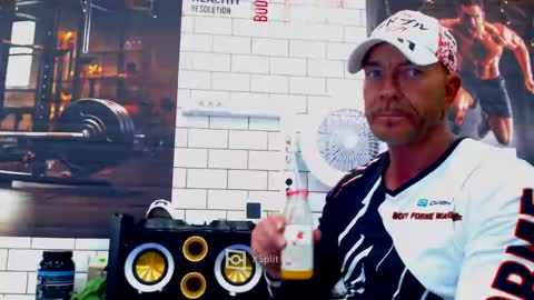 Snapshot of fabxxxl chatting on December 6, 9:10 am fabxxxl online show from December 6, 9:10 am