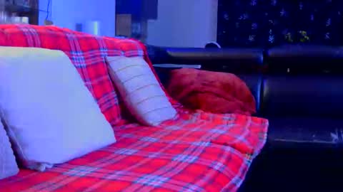 fabxxxl online show from March 28, 9:47 pm