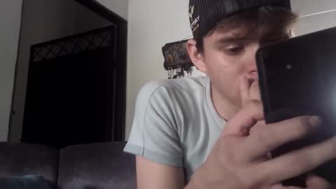 Snapshot of faceboy07 chatting on March 27, 8:30 pm faceboy07 online show from March 27, 8:30 pm