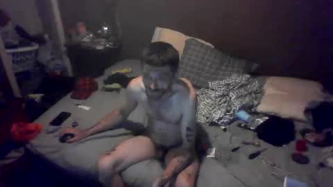 Snapshot of facefucker316 chatting on April 7, 12:33 am facefucker316 online show from April 7, 12:33 am