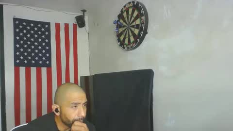 Mark online show from April 4, 11:08 am