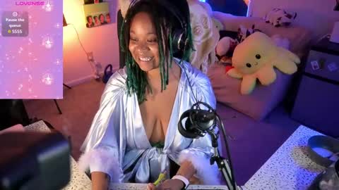 Snapshot of faeryaisha chatting on September 23, 12:13 am aisha online show from September 23, 12:13 am