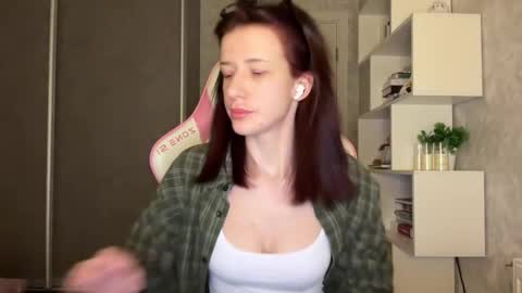 Snapshot of fairy_bloomix chatting on February 15, 4:47 pm Bloom online show from February 15, 4:47 pm