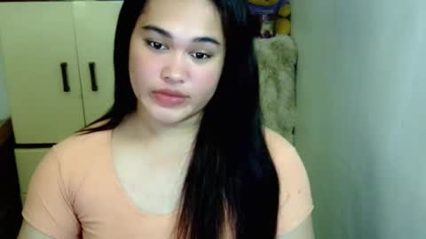 Snapshot of fairy_cuddle chatting on April 21, 9:17 pm call me shanaia online show from April 21, 9:17 pm